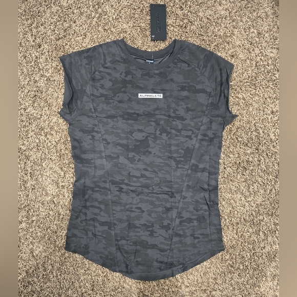 ALPHALETE VELOCITY SLEEVES TEE SIZE SMALL COLOR BLACK CAMO - Picture 2 of 6